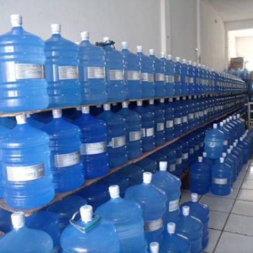 Distribuidora de água por Picoli & Carrara Comercio E Distribuicao De Agua Ltda