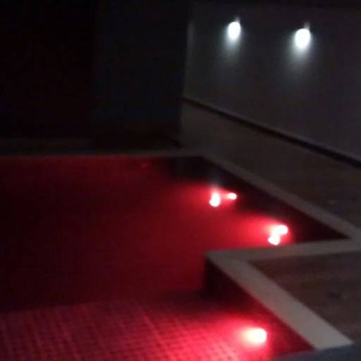 Vende-se casa  por Construtor E M R