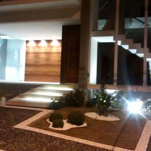 Vende-se casa  por Construtor E M R