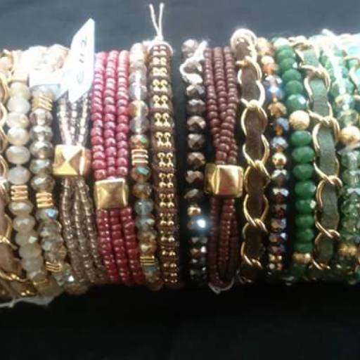 Pulseiras personalizadas por Kentaveno Loja Colaborativa