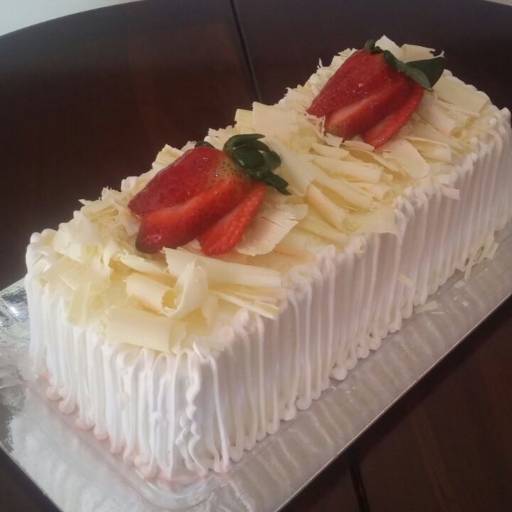 Bolo NInho 3 Leites por D' Naty Confeitaria