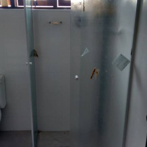 Comprar o produto de Box para Banheiro em Outros Serviços pela empresa Vidraçaria Central em Itatiba, SP por Solutudo