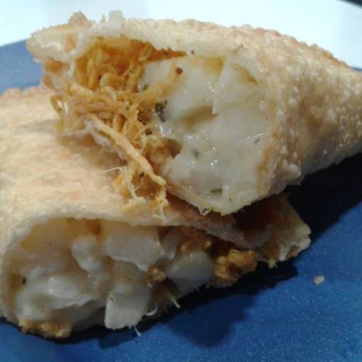 Pastel de frango com palmito por Coxinha Mix