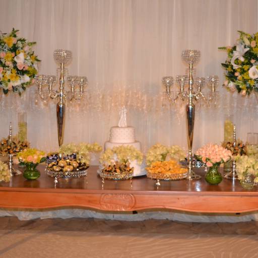 Qualidade, requinte e bom gosto! por Buffet Só Festas