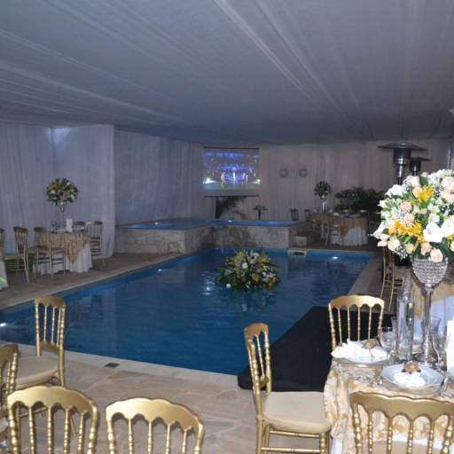 Qualidade, requinte e bom gosto! por Buffet Só Festas