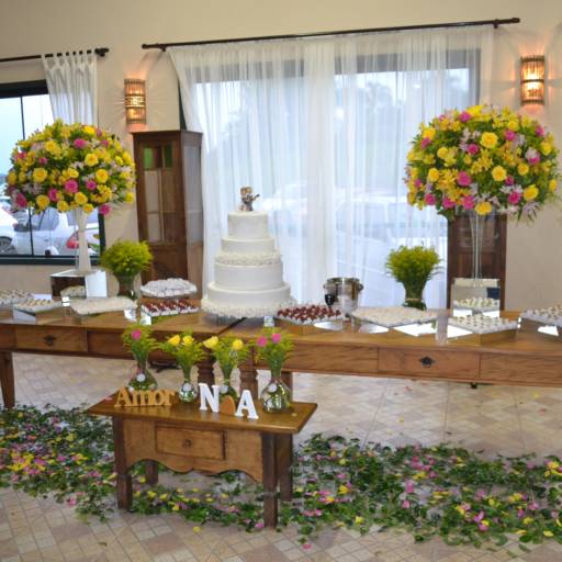 Qualidade, requinte e bom gosto! por Buffet Só Festas