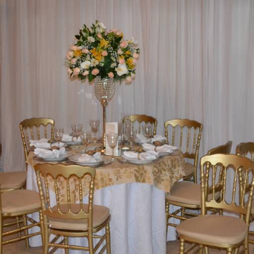 Qualidade, requinte e bom gosto! por Buffet Só Festas