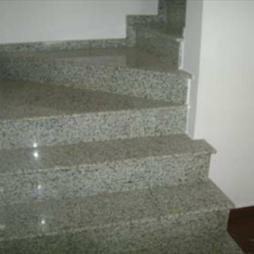 Escadas por Marmoraria Gomes