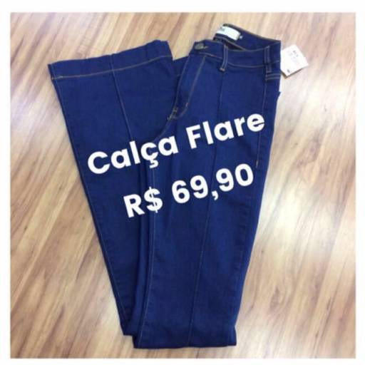 Calça jeans flare em Avaré