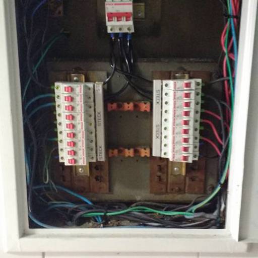 Adequação de quadro de disjuntor