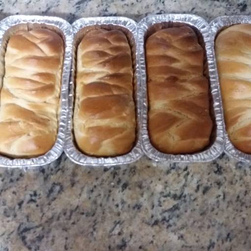 Comprar o produto de Pão caseiro recheado em Marmitex pela empresa Fane Doces em Boituva, SP por Solutudo