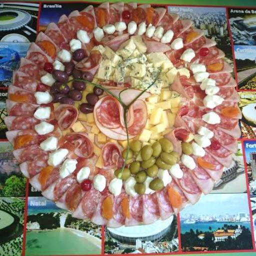 Diversas Opções de Tábua de Frios por Tábua de Queijos
