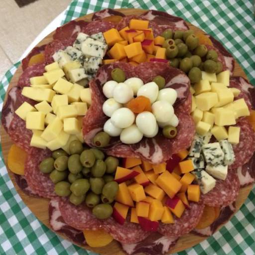 Diversas Opções de Tábua de Frios por Tábua de Queijos