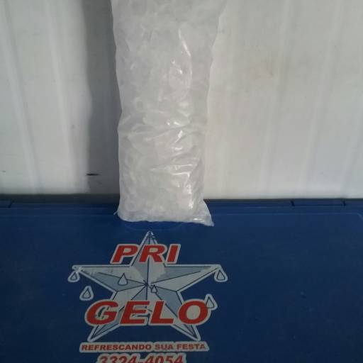 Comprar o produto de Gelo em Cubo - 2 Kg em A Classificar pela empresa Pri Gelo em Assis, SP por Solutudo