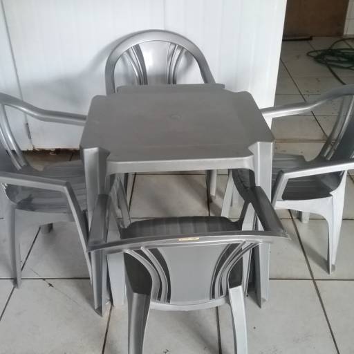 Comprar o produto de Mesa Plastica com 4 Cadeiras em A Classificar pela empresa Pri Gelo em Assis, SP por Solutudo