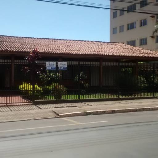 Comprar o produto de Casa / Centro em Venda - Casas pela empresa DMJ Assessoria Imobiliária em Ourinhos, SP por Solutudo