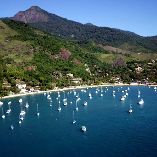 PASSEIO EM ILHABELA por Yate Clube Martin de Sá