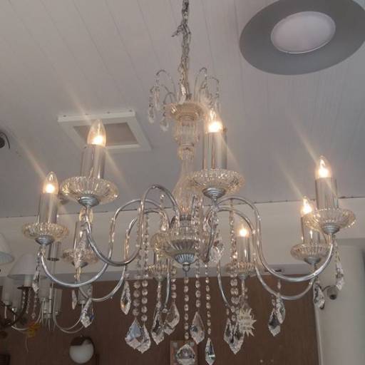 Spots, arandelas, luminárias e lustres por Comercial Camargo