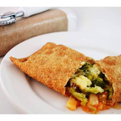 Pastéis por Marielo Alimentos Ltda.