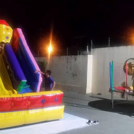 John William Aluguel de Brinquedos por John William Aluguel de Brinquedos