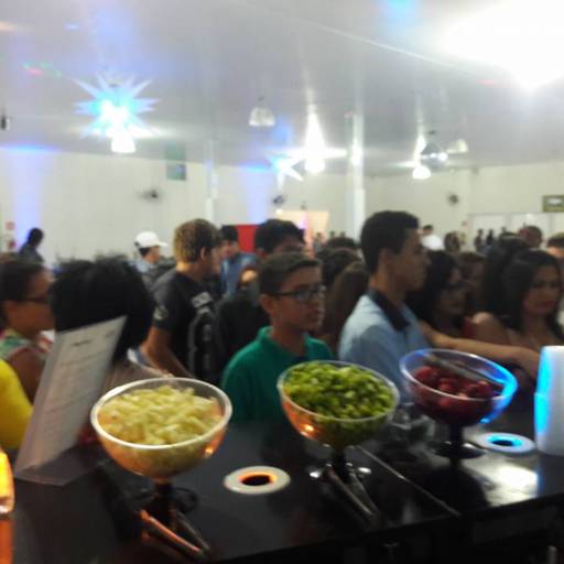 As melhores bebidas para a sua festa, com várias opções de cardápio e bares luxuosos! por Celso Barman