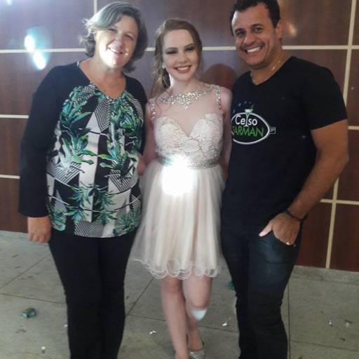 As melhores bebidas para a sua festa, com várias opções de cardápio e bares luxuosos! por Celso Barman