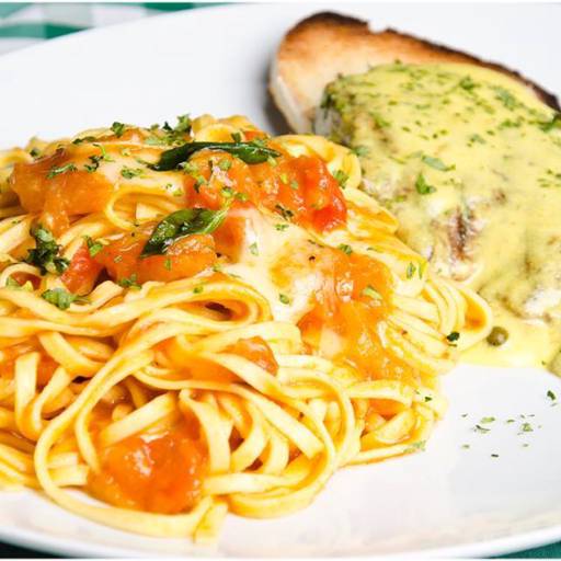 Spaghetti a Putanesca por Cantina & Pizzaria Bertelli