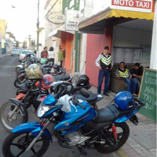 Moto taxi