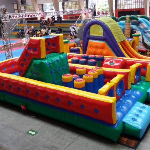 OBSTÁCULOS COM BOLINHAS por Jump Party - Aluguel de Brinquedos