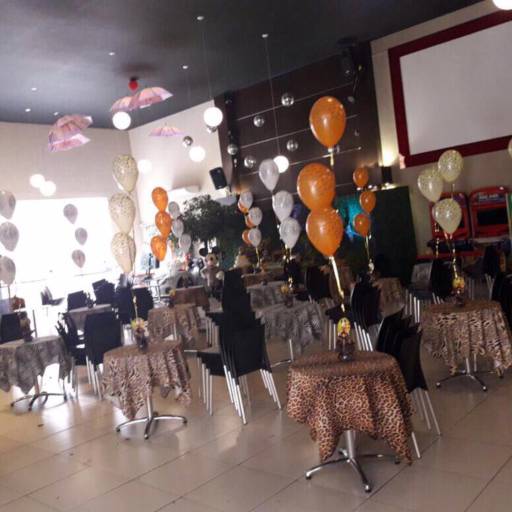 Festa Linda com o Tema: Mickey Safari por Buffet planeta kids