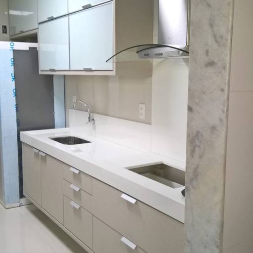 Jogo de Armários para a Cozinha por JC Móveis Planejados 