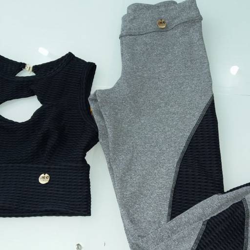 Roupas para a malhação na Vibe por Vibe Fitness