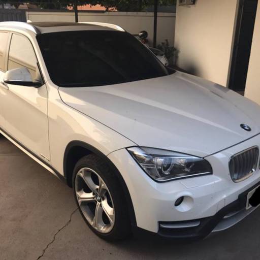 Comprar o produto de BMW X1 S drive 20i Branca 14/14 Automática em X1 pela empresa Seminovos Multimarcas em Birigui, SP por Solutudo