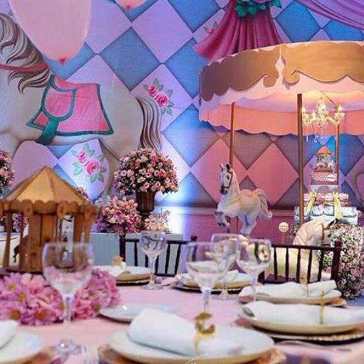Festa Linda com o Tema:  Carrossel Encantado !!!  por Buffet planeta kids
