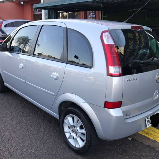 Meriva 1.8 prata. 03/03 por Seminovos Multimarcas