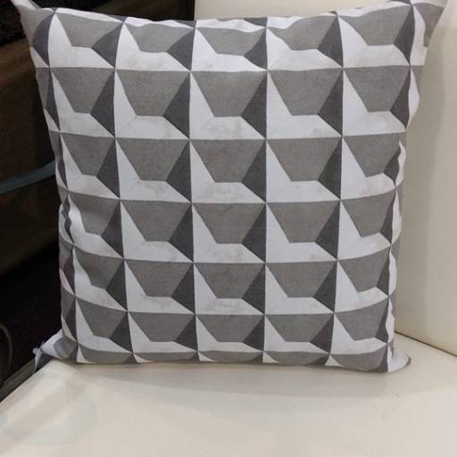 Capas para Almofadas  por A Predileta Decorações e Revestimentos