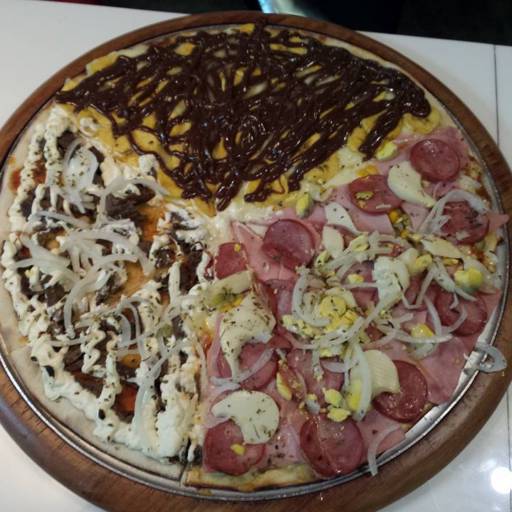 Comprar o produto de PIzza em Alimentos e Bebidas pela empresa Pizzaria Di Pietro em Aracaju, SE por Solutudo
