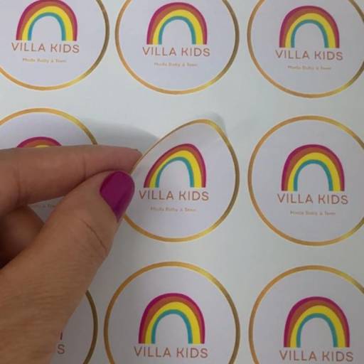 Etiquetas Adesivas Personalizadas em Avaré – Alta Qualidade