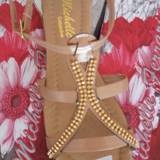 Sandálias  por Mini Preço Calçados