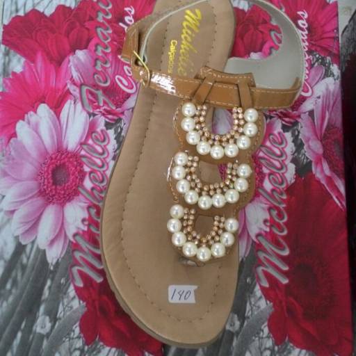 Sandálias  por Mini Preço Calçados