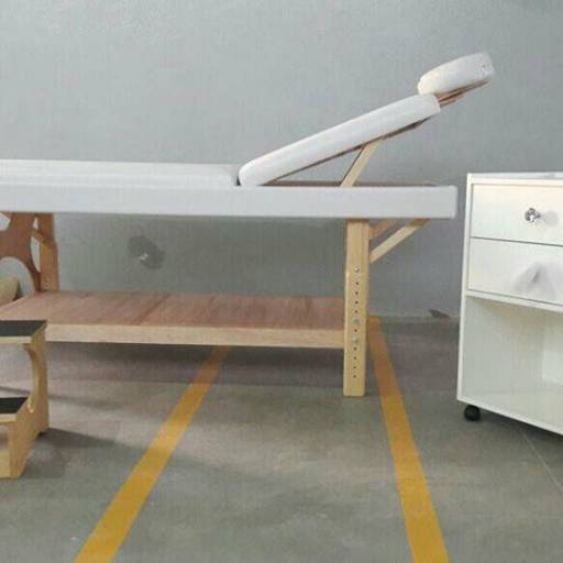 MESA DE MASSAGEM FIXA ARTICULADA por Maju Estética