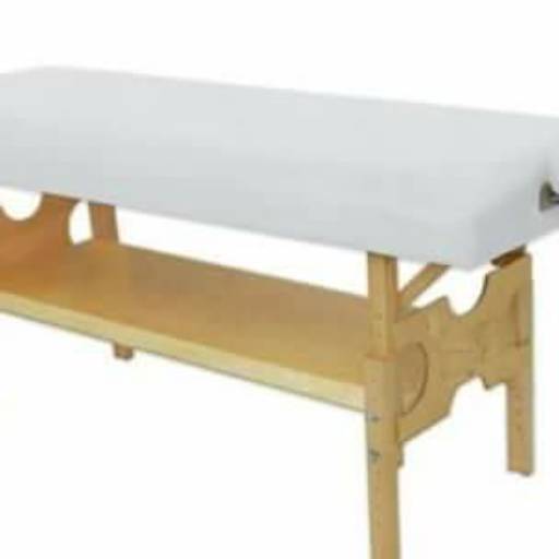 COMBO 1: Mesa de Massagem Fixa + Escada + Carrinho Auxiliar por Maju Estética