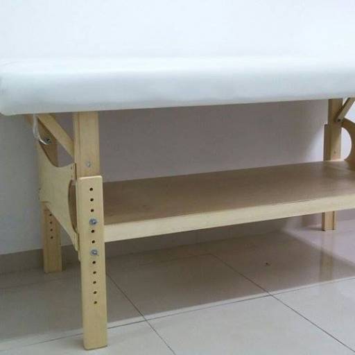 MESA DE MASSAGEM FIXA ESTILO por Maju Estética