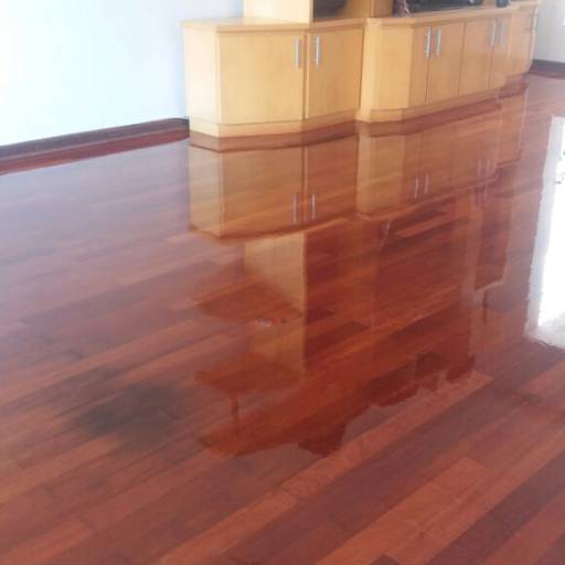 Assoalho de ipê  por Raspadora Dom Pedro