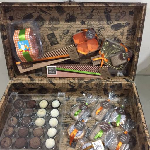 Comprar o produto de Kit Páscoa - caixa com 02 doces em Bolos e Doces pela empresa Meus Segredos & Sabores em Aracaju, SE por Solutudo