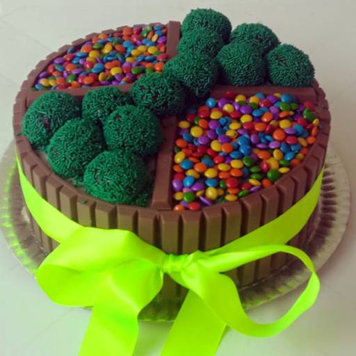 Torta de KitKat por Cantinho d'Bolos