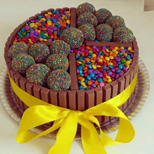 Torta de KitKat por Cantinho d'Bolos