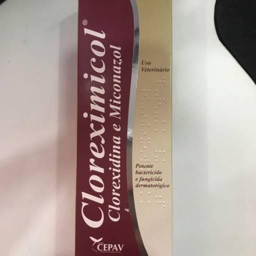 Shampoo Clorexiderm e Miconazal 230ml por Equilíbrio Pet