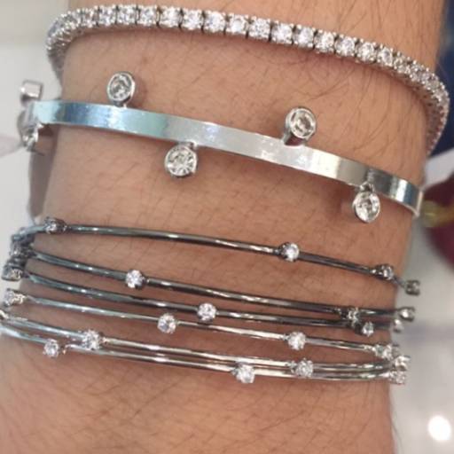 Pulseiras  por Kathleen Jóias