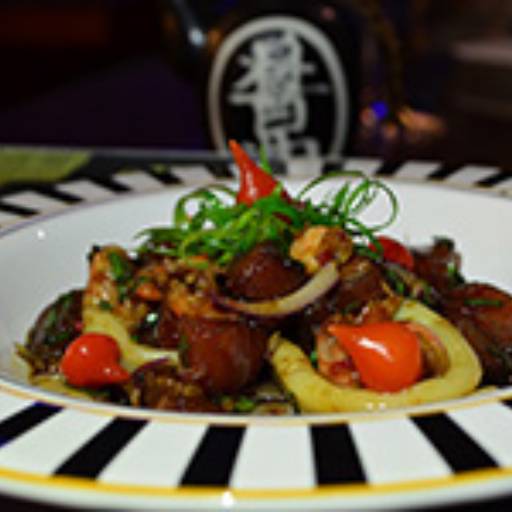 JAPONESAS por Onnu Lounge & Bar